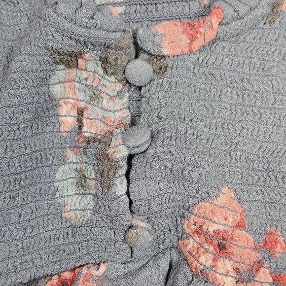 Lucky Brand women's long sleeved blouse size medium - Picture 3 of 12